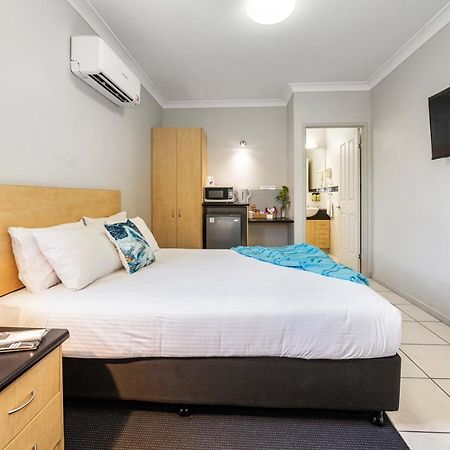 Alara Motor Inn Mackay Buitenkant foto