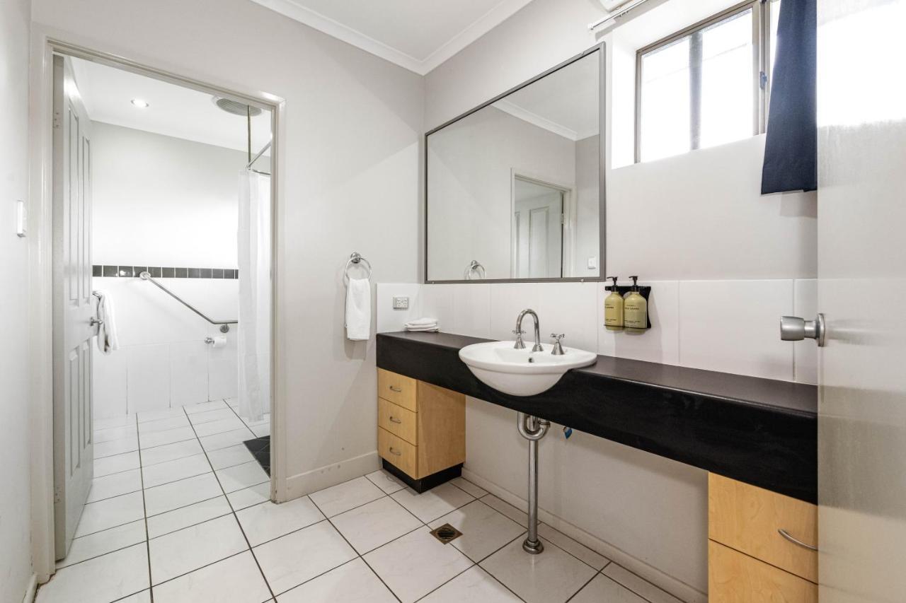 Alara Motor Inn Mackay Buitenkant foto