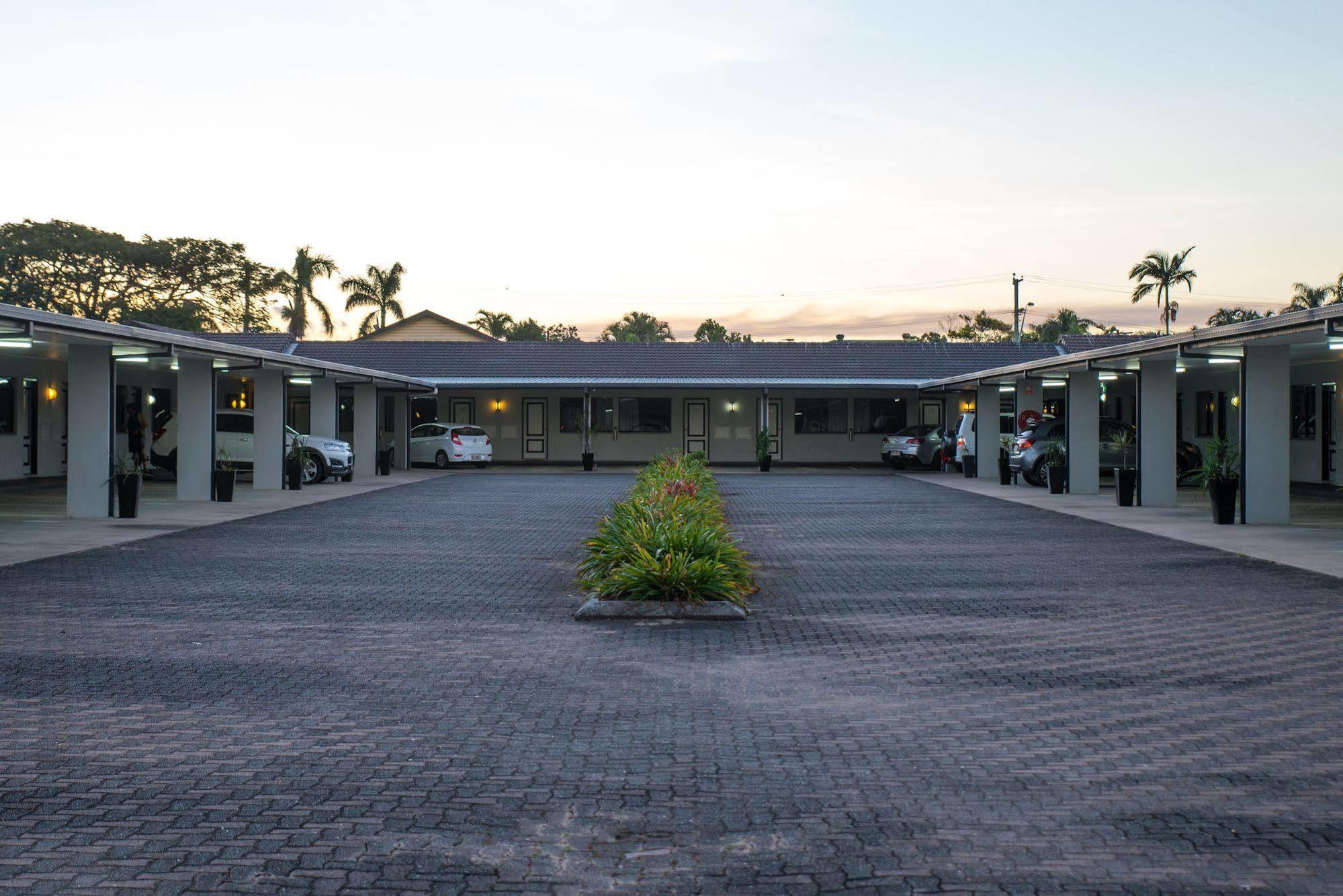 Alara Motor Inn Mackay Buitenkant foto