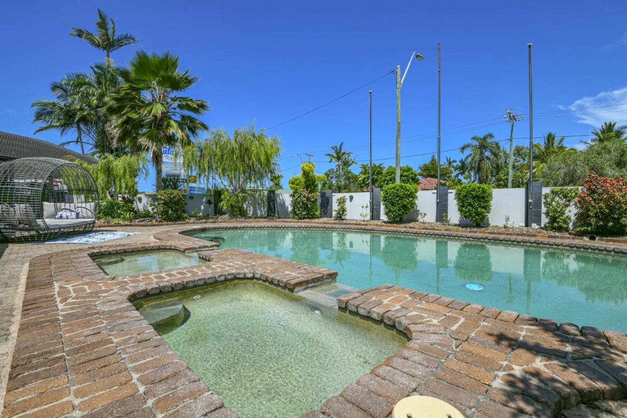 Alara Motor Inn Mackay Buitenkant foto